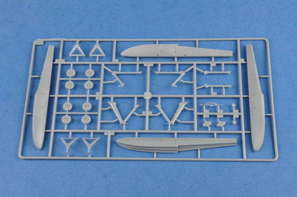 Hobby Boss 81729 US F4F-3S Wildcatfish 1/48 – Bild 7