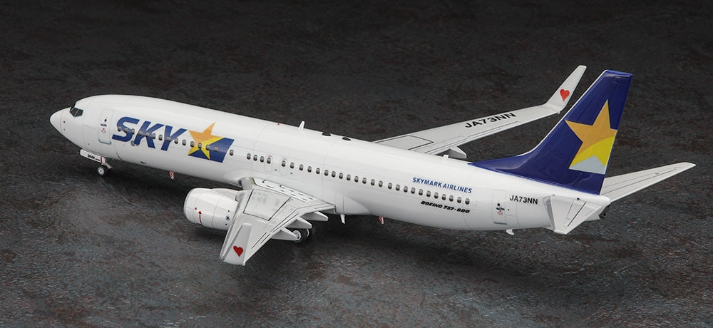 Hasegawa 10744 Boeing 737-800 Skymark Airlines 1/200