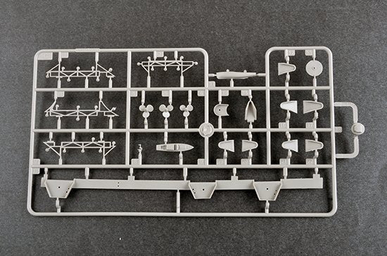 Trumpeter 05633 Aircraft Carrier Weser 1/350 – Bild 10