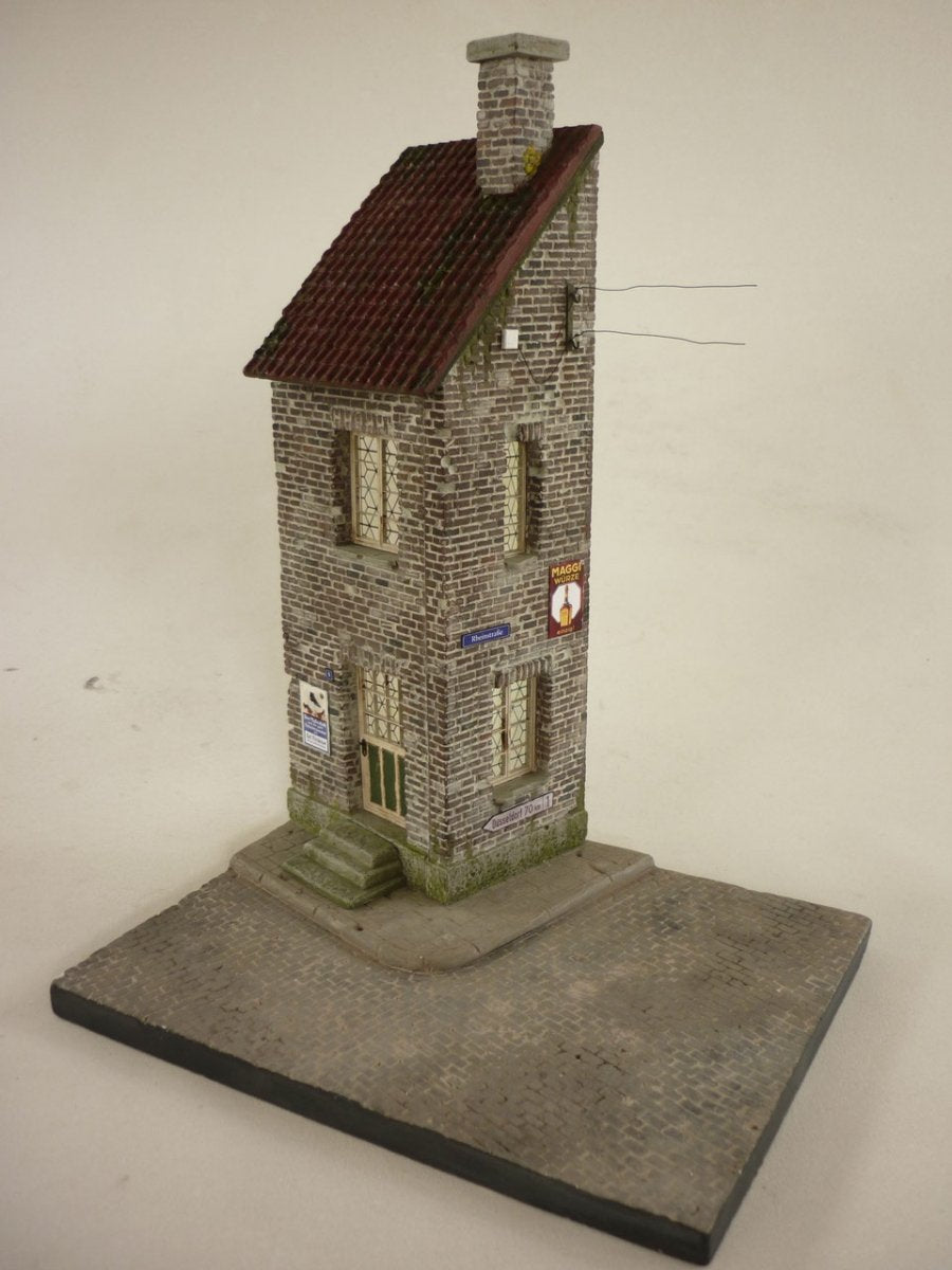 RT-Diorama 35254 Diorama-Base: European Corner Building 1/35 – immagine 9