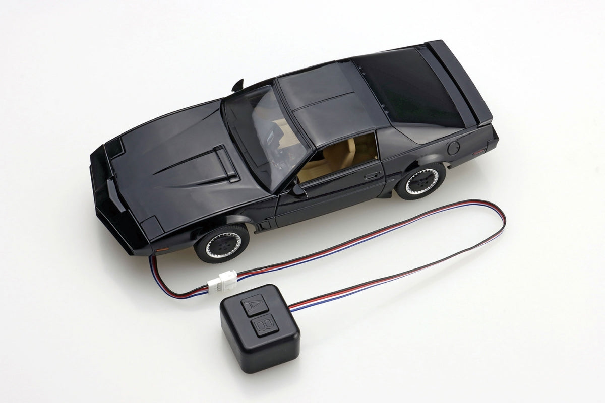 Aoshima 06561 Knight Rider K.I.T.T. Season Four w/Scanner Voice Unit 1/24