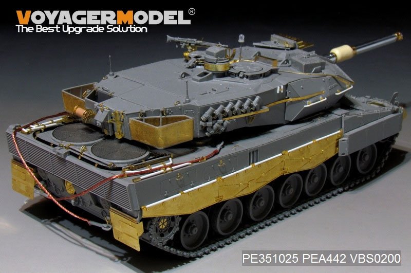 Voyager Model PE351025 Modern German Leopard 2A5 Basic For Border BT-002 1/35 – immagine 13