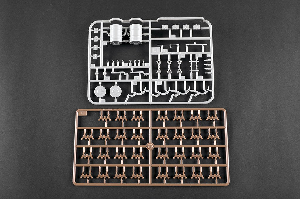 Trumpeter 09603 T-72M MBT 1/35 – immagine 10