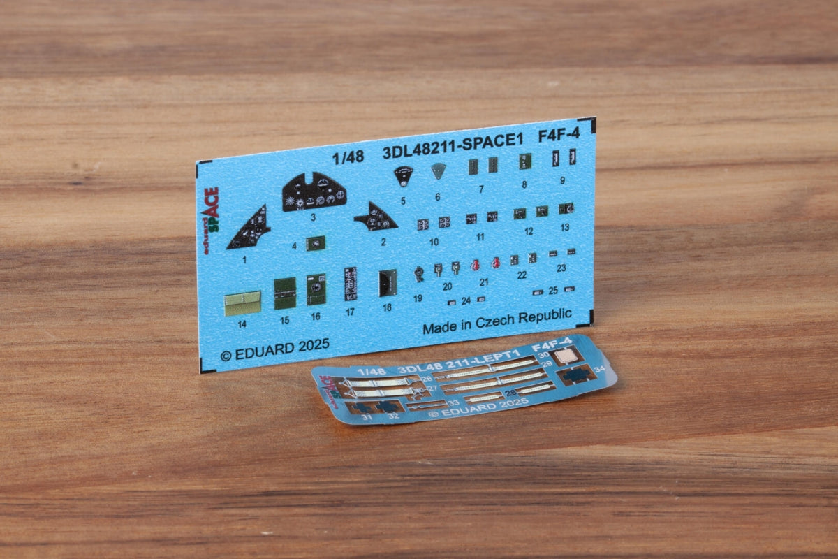 Eduard 3DL48211 F4F-4 SPACE Academy 1/48