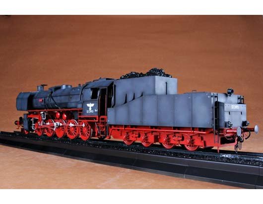 Trumpeter 00210 Kriegslokomotive BR52 1/35 – imagen 4