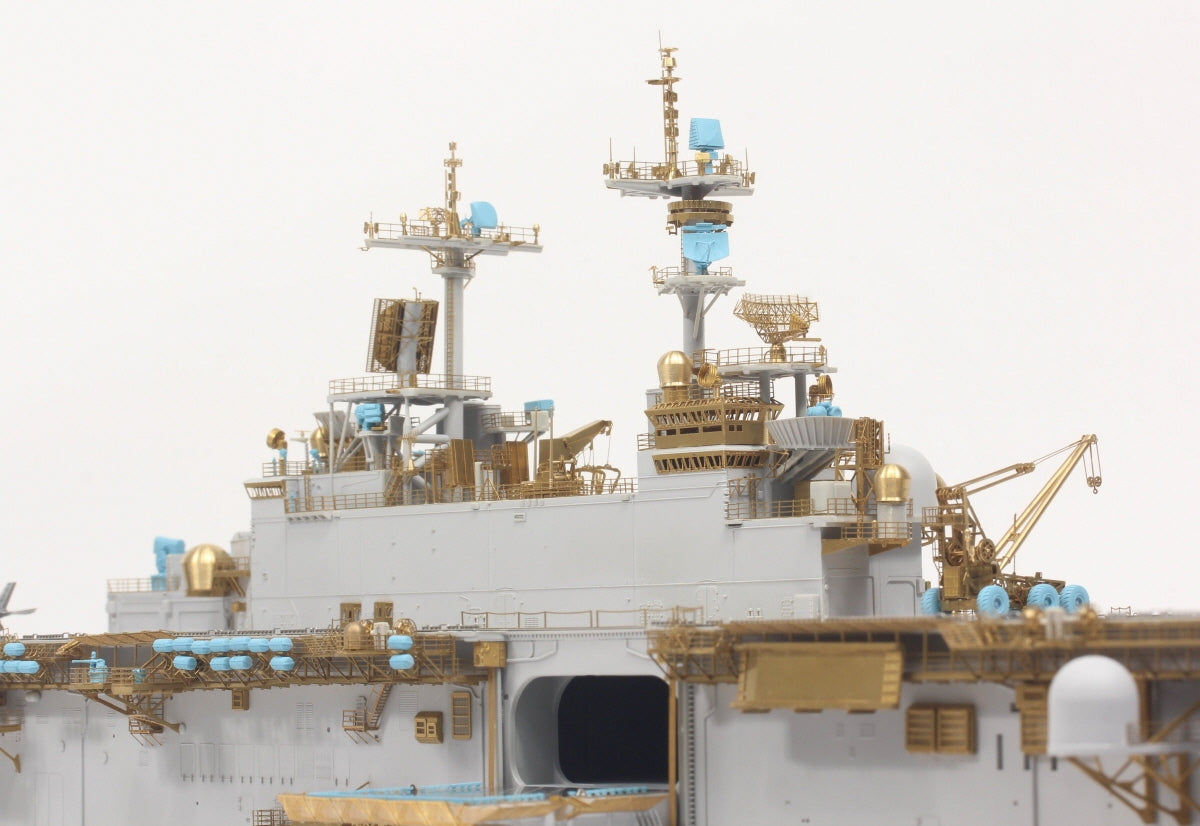 Pontos 37001R1 USS LHD-2 Essex Kit+Detail Up Set 1/350 – immagine 17