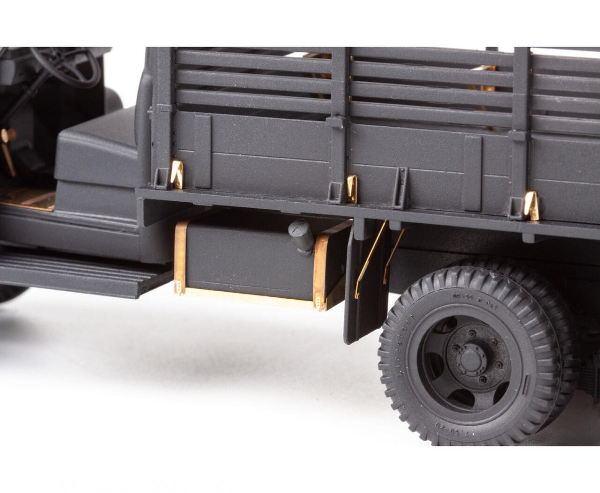 Eduard 36525 Studebaker US6-U3 ICM 1/35 – Bild 11