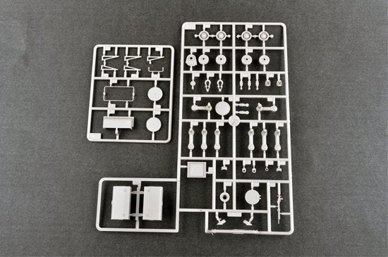 Trumpeter 05553 KV-220 Russian Tiger Super Heavy Tank 1/35 – Bild 10