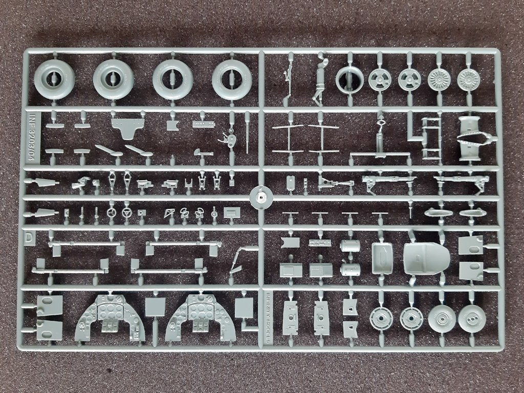 Infinity Models INF3203 DH-100 VAMPIRE F MK.3 1/32 – Bild 6