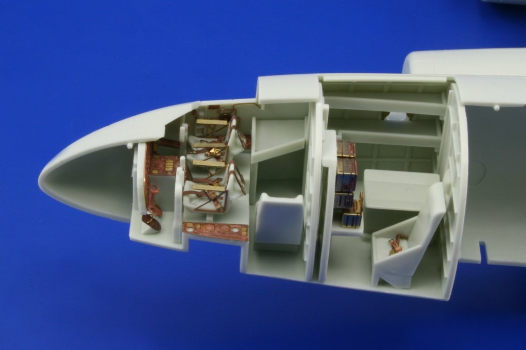 Intérieur du Fw 200C Condor Eduard SS284 au 1/72 REVELL – image 2