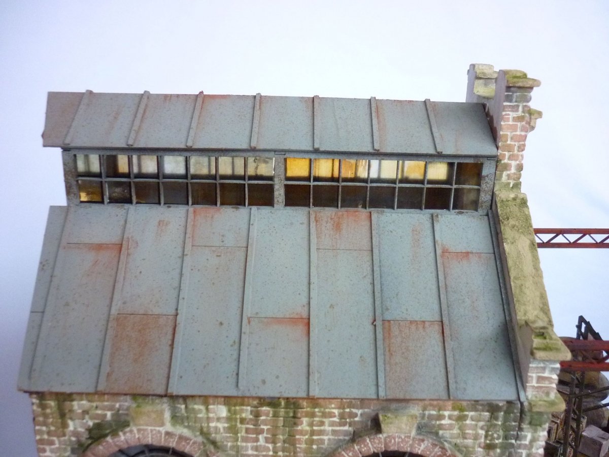 RT-Diorama 35292 Diorama-Base: &amp;quot;Railroad Shed&amp;quot; 1/35 – imagen 18