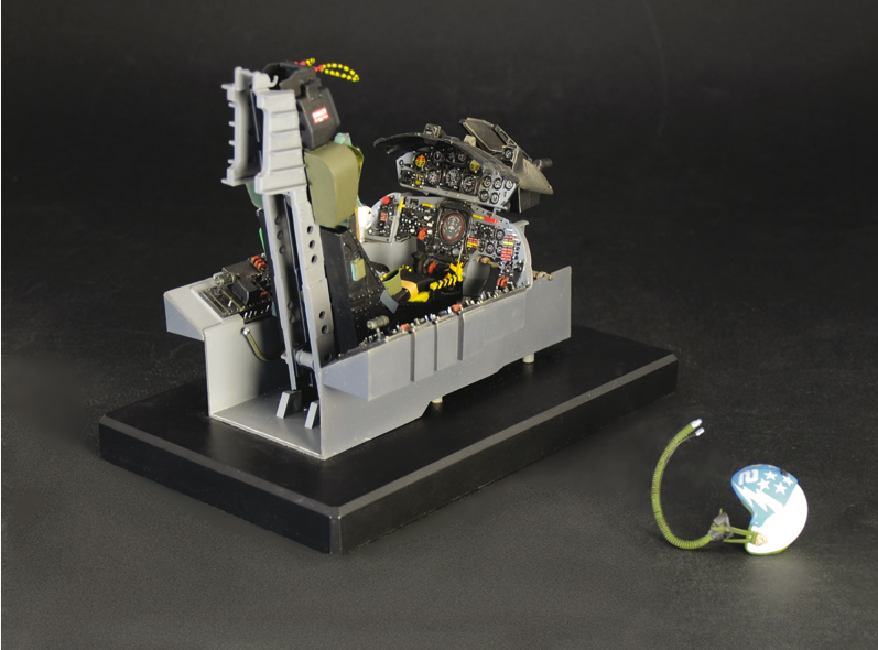Italeri 2991 F-104G Cockpit 1/12 – image 3