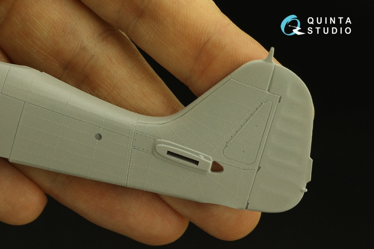 Quinta Studio QRV-015 Single riveting rows (rivet size 0.10 mm, gap 0.4 mm, suits 1/72 scale), White color, total length 6.7 m/22 ft – immagine 5