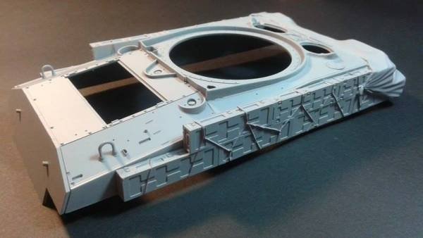 Panzer Art RE35-440 M4A3 Sherman hull with improvised anti-HE Armor 1/35 – zdjęcie 3