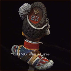 Young Miniatures YH1802 DRUMMER BOY 23RD FOOT ROYAL WELSH FUSILEERS 1/10 – image 4