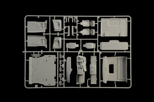 Italeri 3971 Scania S770 4x2 Normal Roof &amp;quot;Grey Cab&amp;quot; 1/24 – image 4