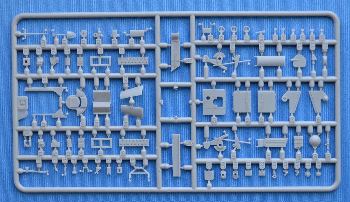 ACE 72453 AMX Mk.61 105mm self-propelled howitzer 1/72 – zdjęcie 2