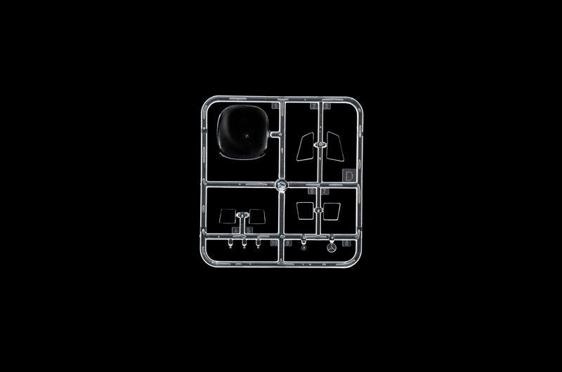 Italeri 2742 BO 105 / PAH.1 1/48 – image 3