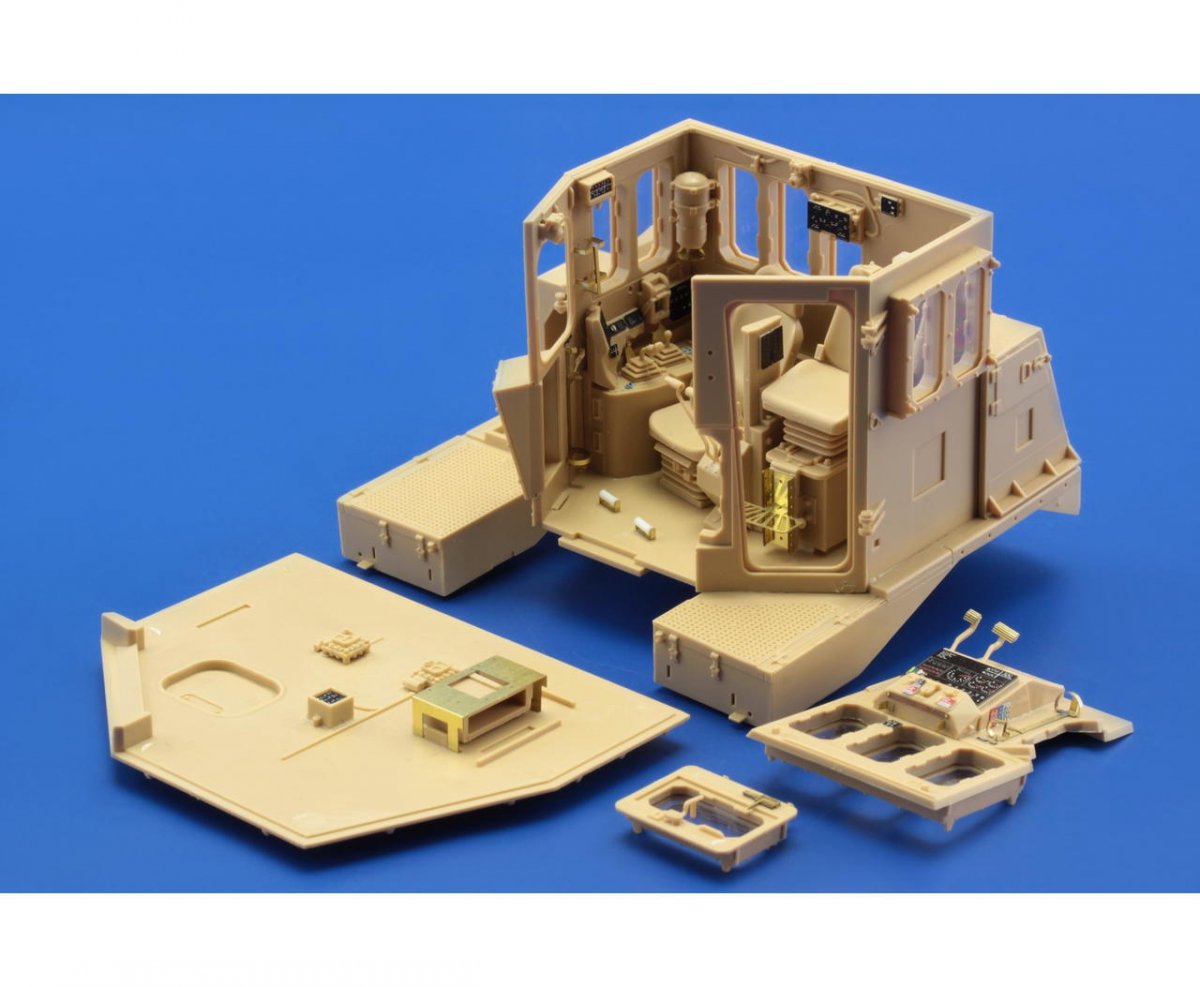 Eduard 36268 Doobi Bulldozer interior - color 1/35 Meng – image 3