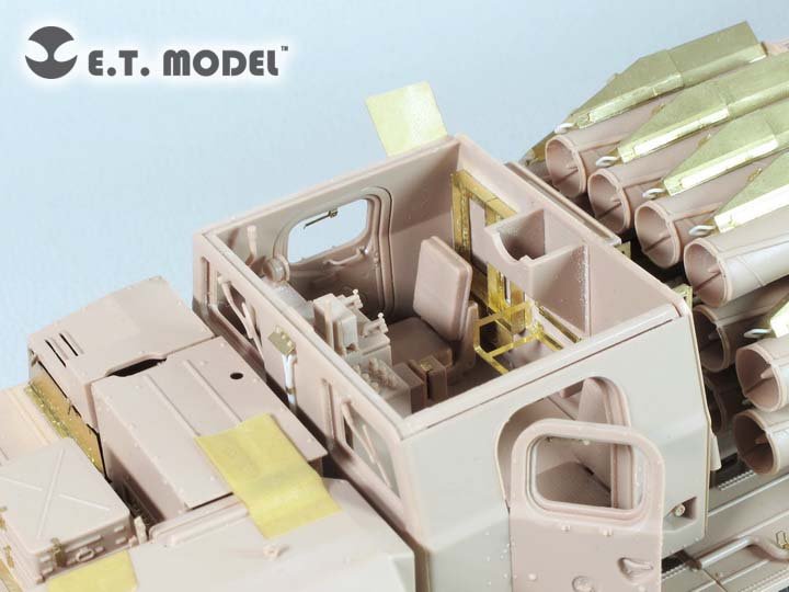 E.T. Model E35-250 Russian Long-Range Rocket Launcher 9A52-2 SMERCH form Meng SS-009 1/35 – immagine 5