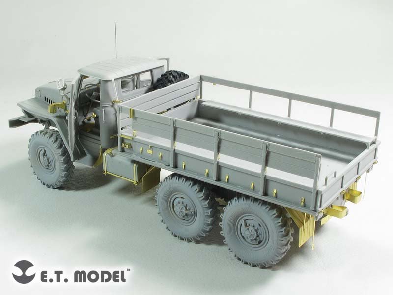 E.T. Model E35-194 Russian URAL-4320 Truck (For TRUMPETER 01012) 1/35 – immagine 3