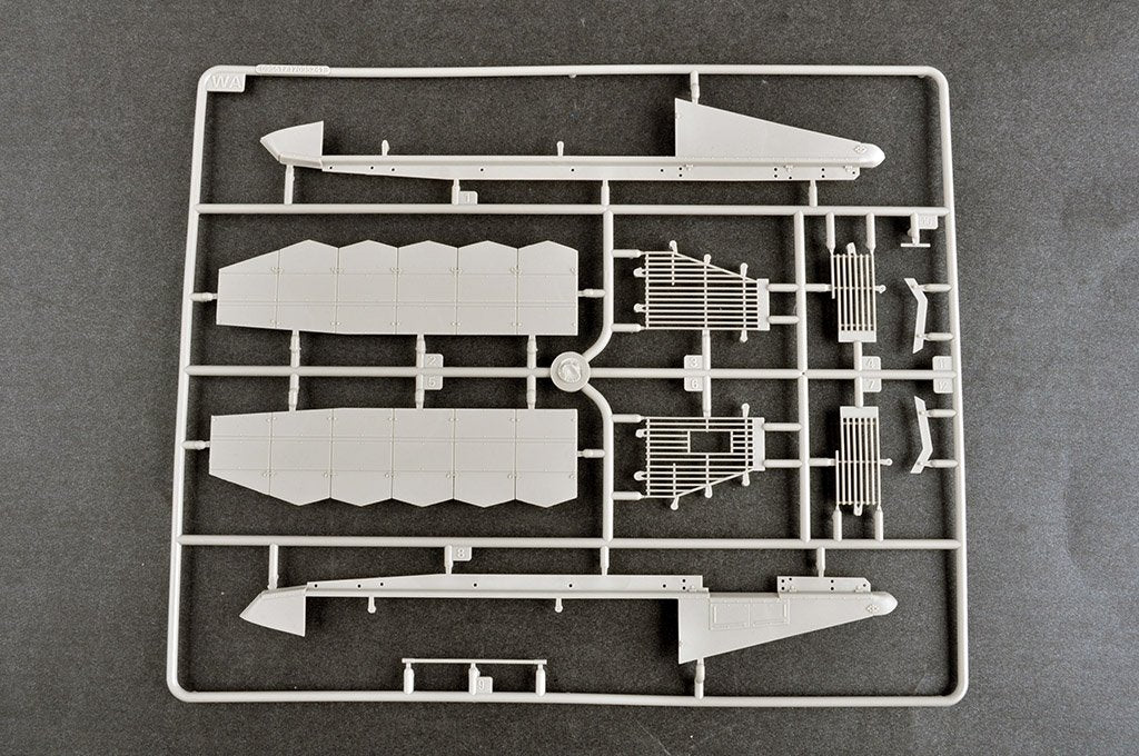 Trumpeter 09610 Russian T-72B3 with 4S24 Soft Case ERA &amp;amp; Grating Armour 1/35 – Bild 14