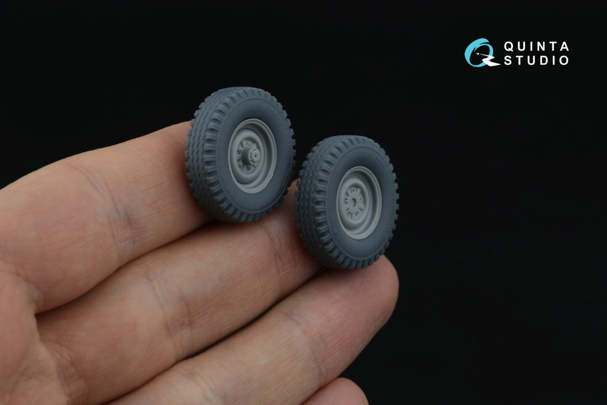 Quinta Studio QT35013 UAZ-469 Family tyre set (Zvezda) 1/35 – Bild 5