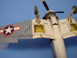 Baie de train d'atterrissage Aires 4073 F4U CORSAIR 1/48 Tamiya 