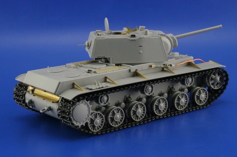 Eduard 35824 KV-1 Model 1942 1/35 Trumpeter – Bild 7