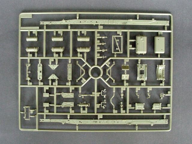 Trumpeter 00205 HQ-2 Missile With Loading Cabin 1/35 – immagine 14