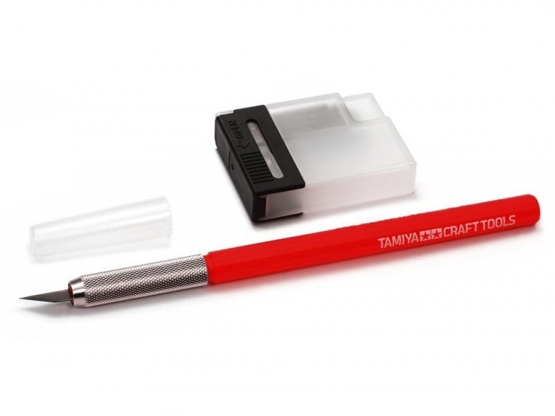 Tamiya 69938 Modeler's Knife Red