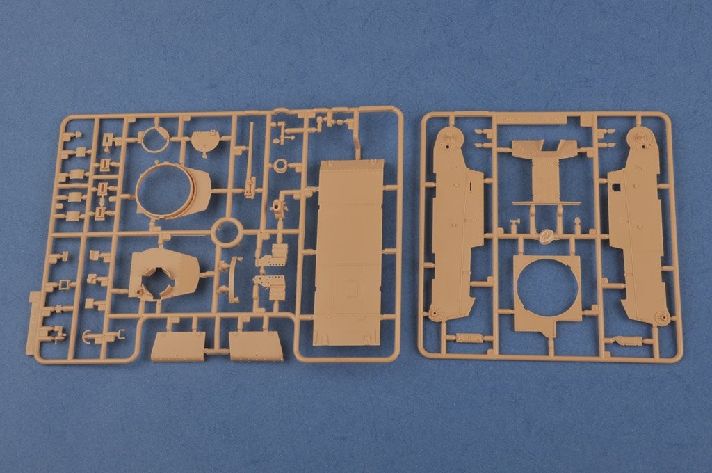 Hobby Boss 80141 German Panzer Kpfw.38(t) Ausf.B w/. Full Interior 1/35 – Bild 5