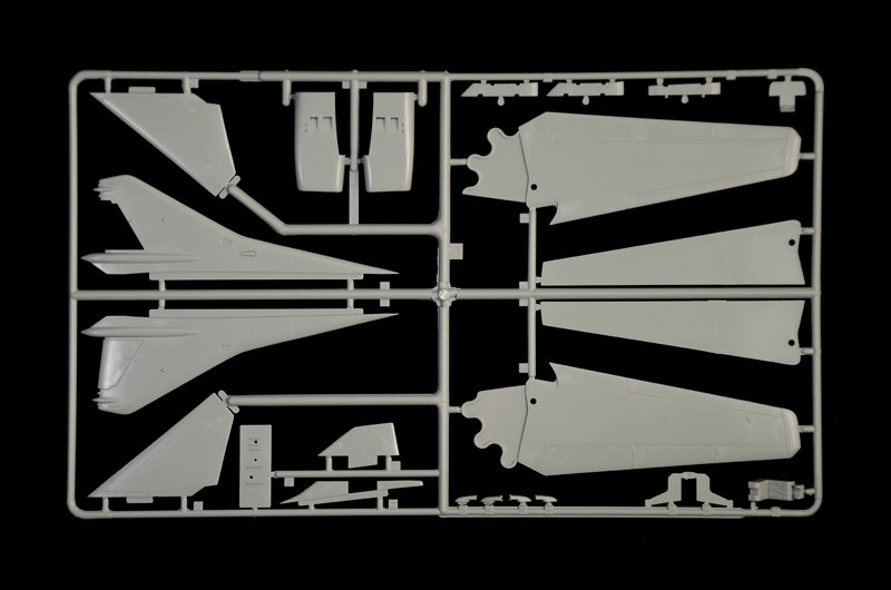 Italeri 2798 MiG-23 MF/BN FLOGGER 1/48 – immagine 13
