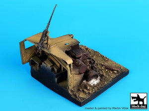 Black Dog D35018 Destroyed Humvee base 1/35 – image 3