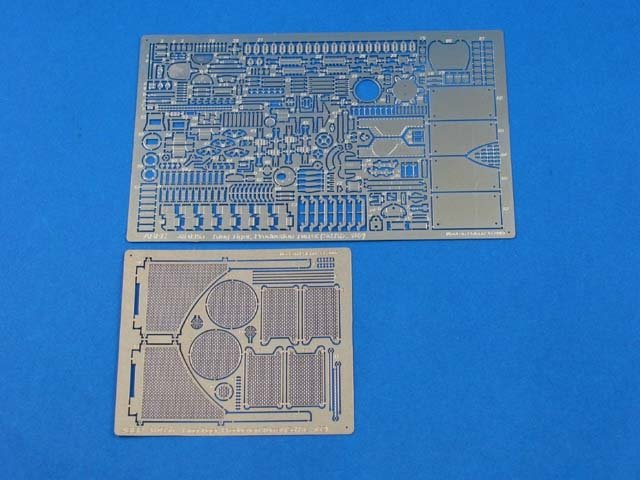 Aber 48035 Pz.Kpfw.VI, Ausf.B TIGER II z wieżą produkcyjną Tamiya 1/48 – zdjęcie 6