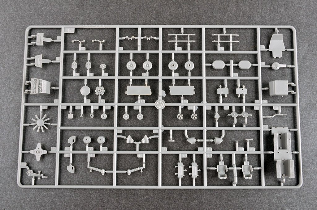Trumpeter 05819 Z-19 Light Scout / Attack Helicopter 1/48 – Bild 7