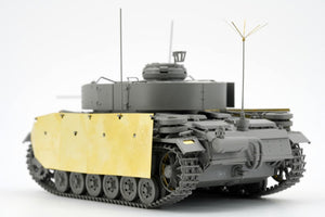 Border Model BT-048 Pz.Bef.Wg.III Ausf.K 2in1 w/Schürzen 1/35 – Bild 7