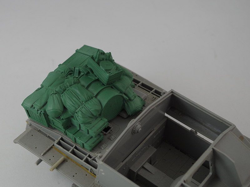 Eureka XXL E-037 Sturmgeschütz III Ausf.G Stowage Set 1/35 – immagine 9