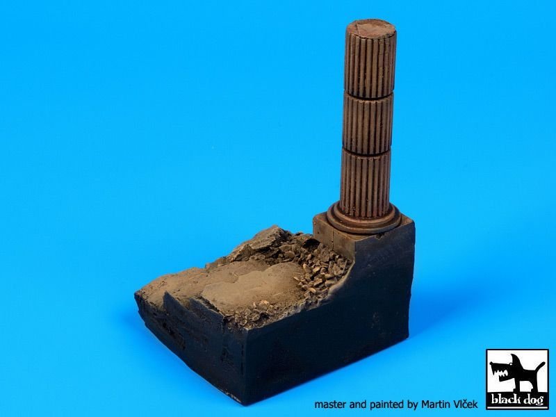 Black Dog D35039 Stairs with column base 1/35 – immagine 2