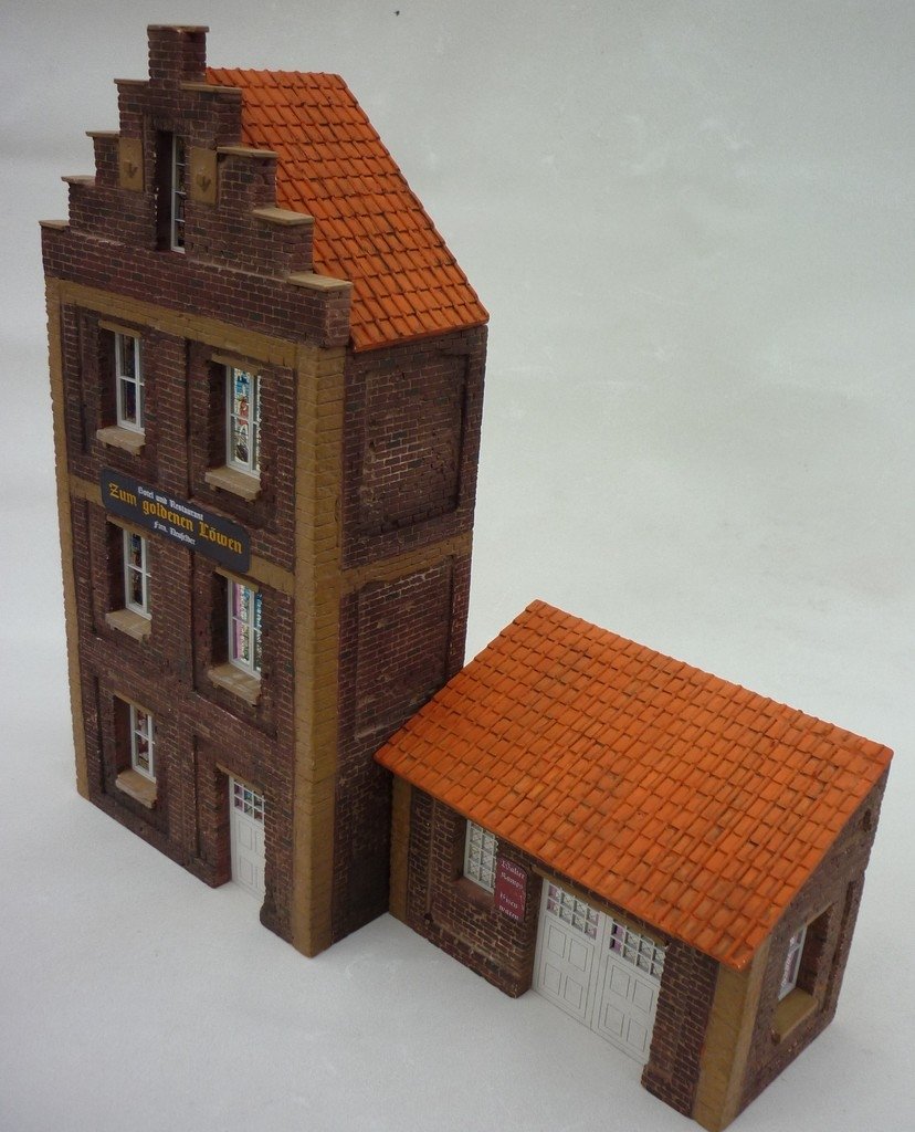 RT-Diorama 35248 European Housefront 1/35 – imagen 11