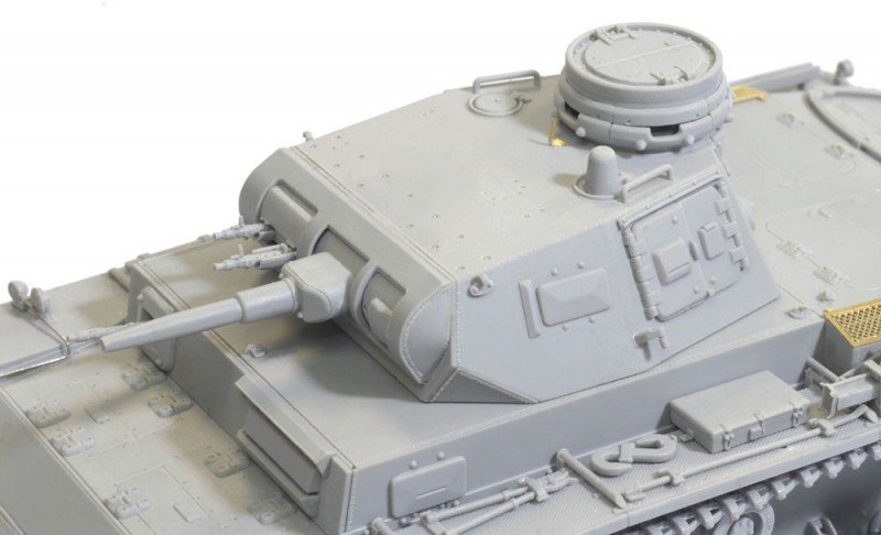 Dragon 6631 Pz.Kpfw. III Ausf. E France 1940 1/35 – image 7