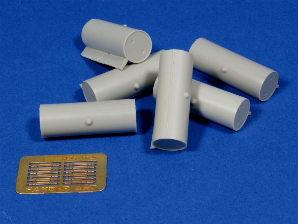 Panzer Art RE35-128 Cylindric fuel drums for WWII Soviet tanks 1/35 – imagen 2