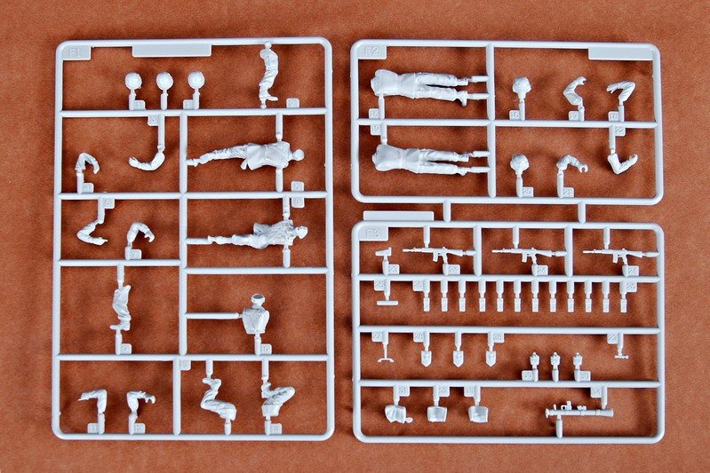 Trumpeter 00327 JGSDF Type 87 Reconnaissance Vehicle 1/35 – Bild 17
