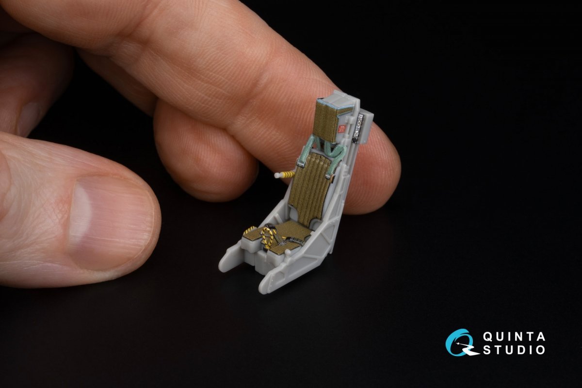 Quinta Studio QD48305 AV-8B Early 3D-Printed &amp;amp; coloured Interior on decal paper (Hasegawa) 1/48 – imagen 15