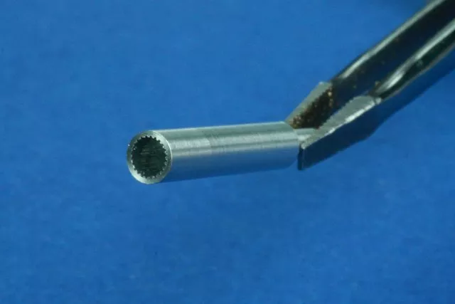 RB Model 48B39 122mm M-30 SU-122 1/48