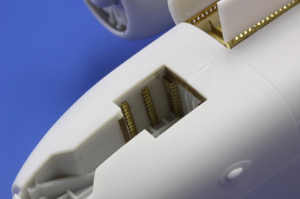 Eduard 48700 S-2E undercarriage 1/48 Kinetic – imagen 4