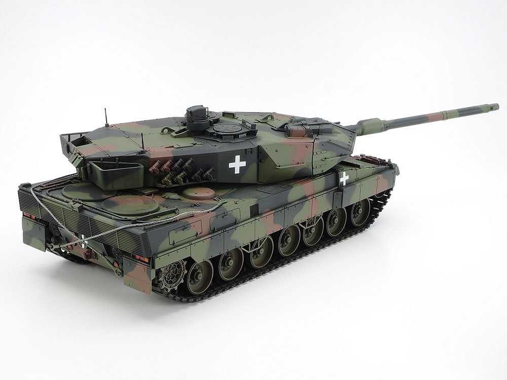 Tamiya 25207 Leopard 2A6 Tank &amp;quot;Ukraine&amp;quot; 1/35 – immagine 3
