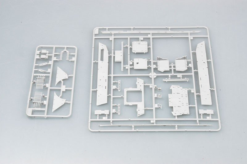 Trumpeter 00387 Italien B1 Centauro Version tardive (1/35) – image 12