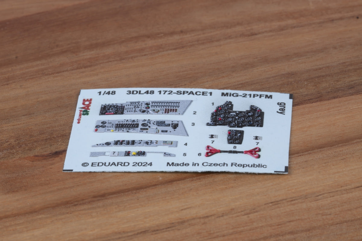 Eduard 3DL48172 MiG-21PFM gray SPACE EDUARD 1/48 – image 2
