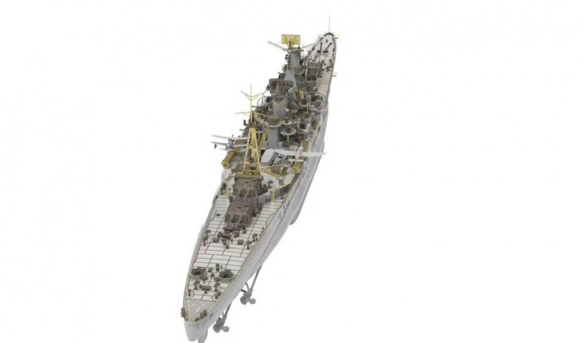Very Fire VF700904DX IJN Heavy Cruiser Takao 1944 (Deluxe Version) 1/700